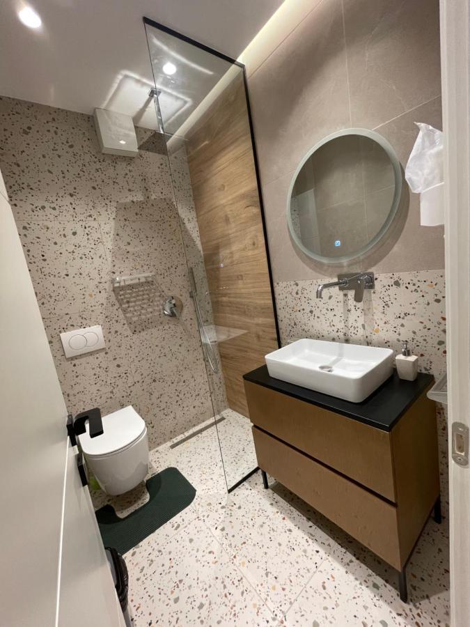 Downtown Studio Apartments Tirana Exterior foto